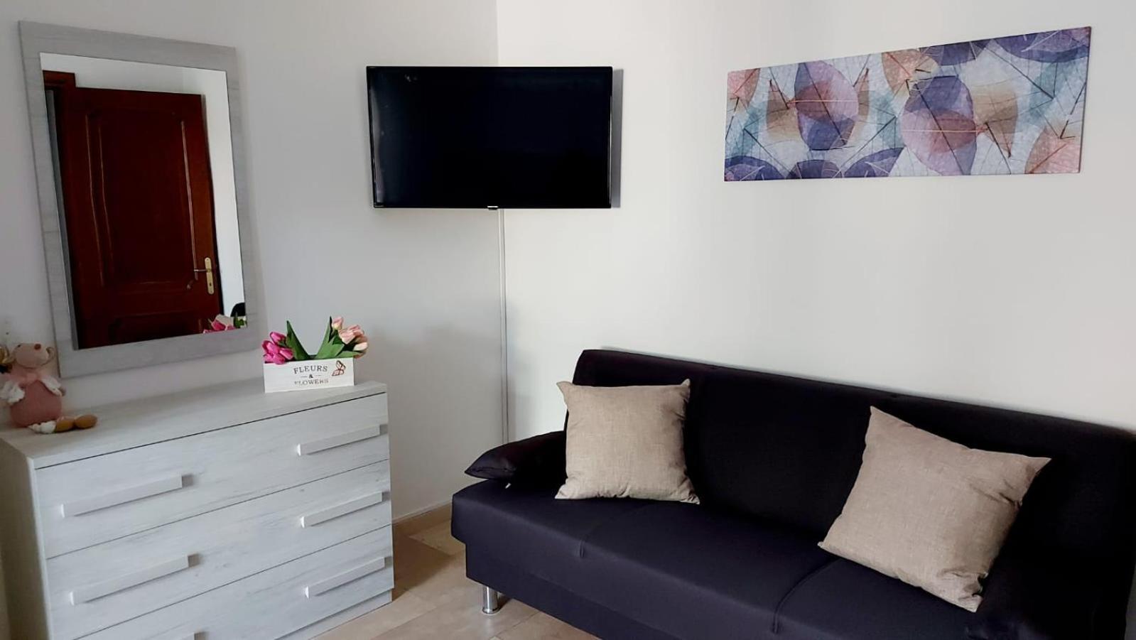 Apartment Okiros *